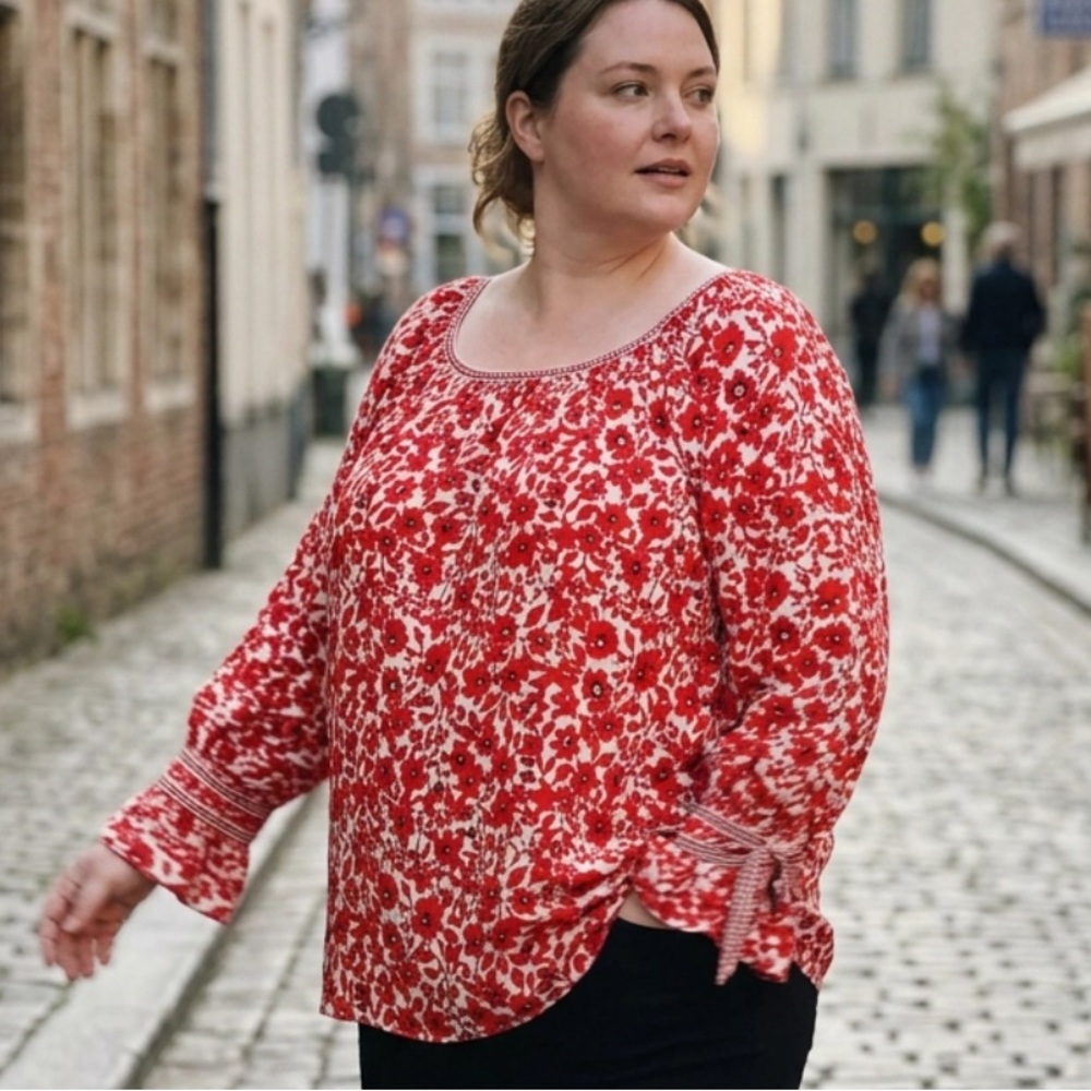 Max Studio Floral Blouse Long Sleeve red white black Women's Size 3X